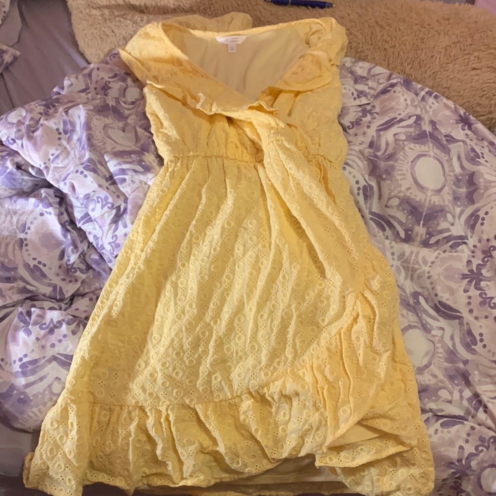 Lauren Conrad dress- size medium- pale yellow dress